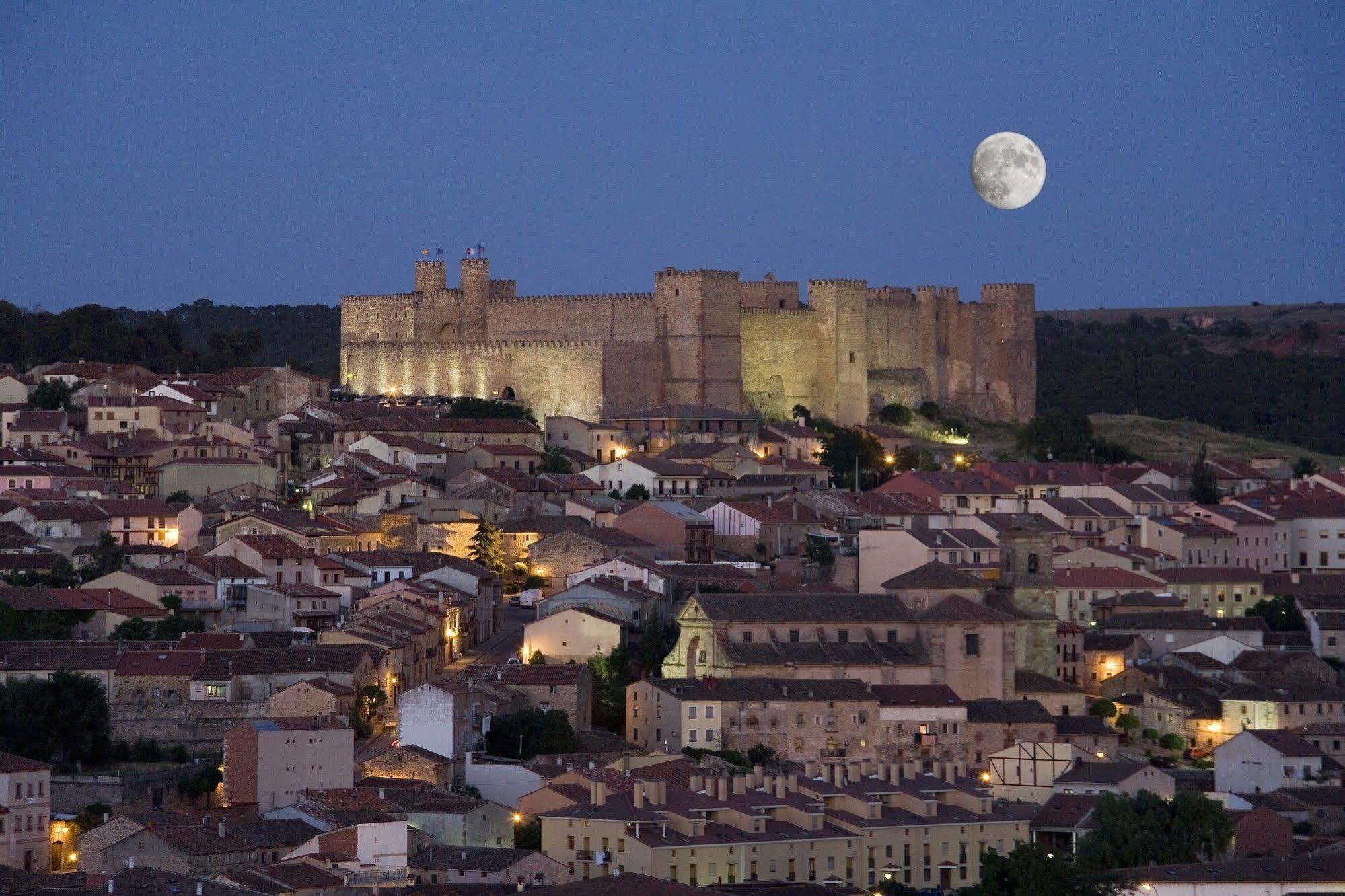 Parador De Siguenza Esterno foto